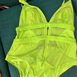 City Chic one swim